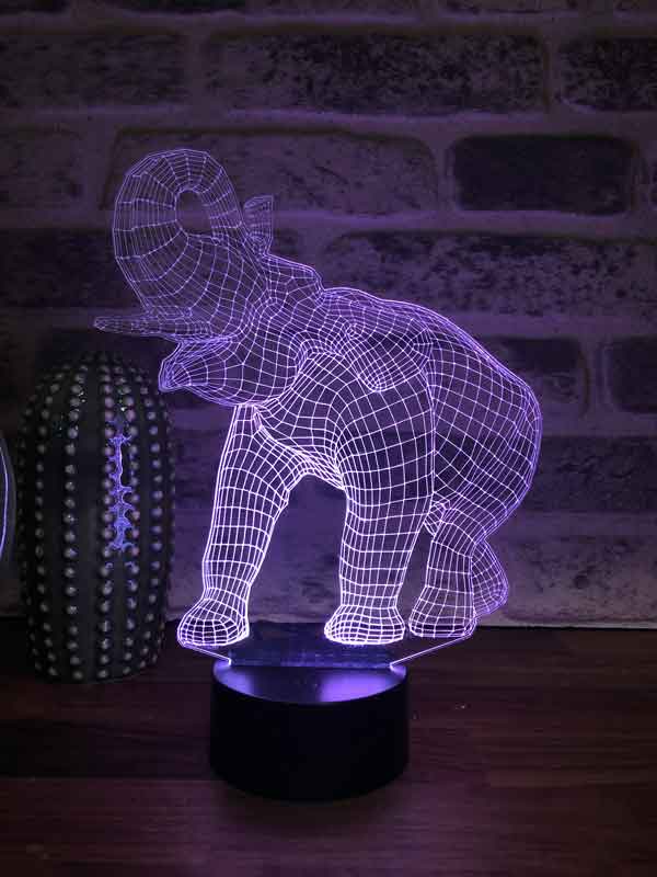 3D الفيل بقيادة ليلة ضوء