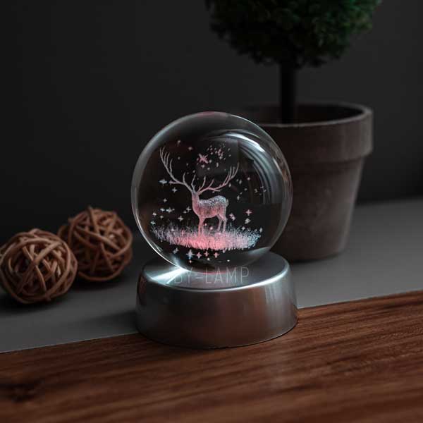 3D Geyik Işıklı Kristal Hediye Topu