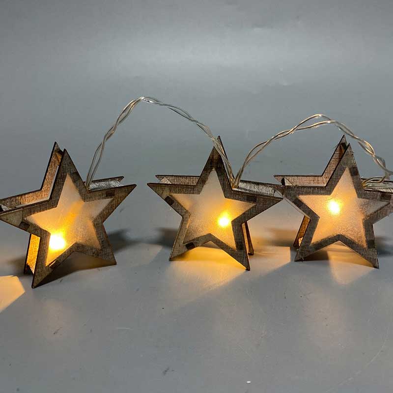 Wooden star light chain