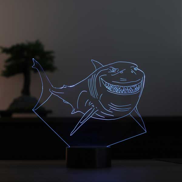 مصباح طاولة القرش
