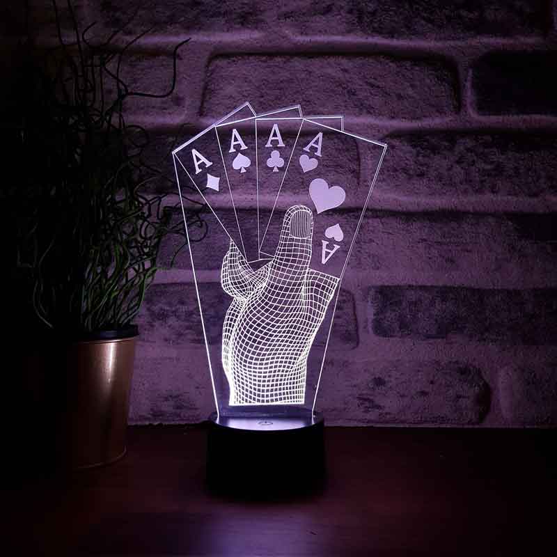Diseño de lámpara de mesa led de póquer