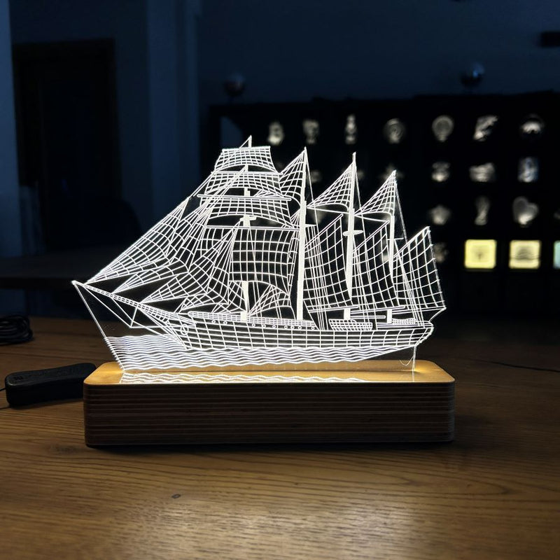 Yelkenli Gemi Figürlü Dekoratif Hediye Led Masa Lambası | BYLAMP